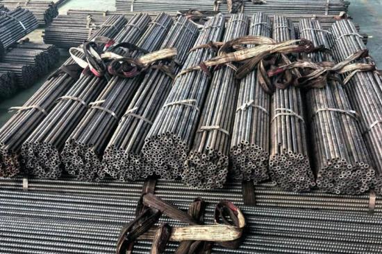 中空注浆锚杆是一种集“锚固”与“注浆”功能于一体的新型岩土工程支护构件